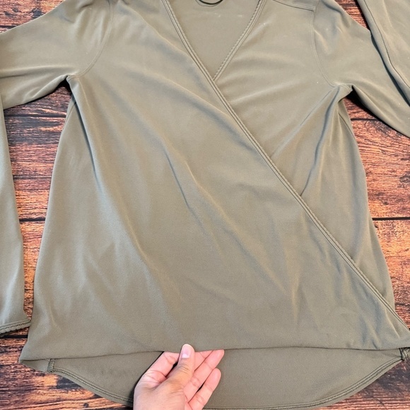 Lululemon Full Freedom Long Sleeve Sage-EUC - Picture 5 of 10